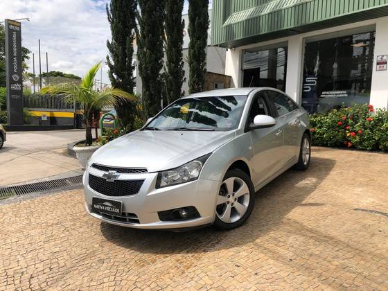 CHEVROLET CRUZE 1.8 LT 16V FLEX 4P MANUAL